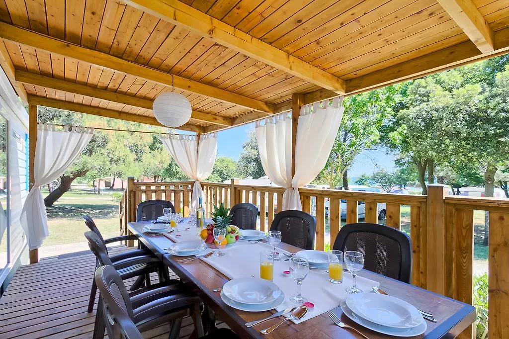 **** Holiday park Quality Mobile Homes In Camping Kazela Medulin Croatia