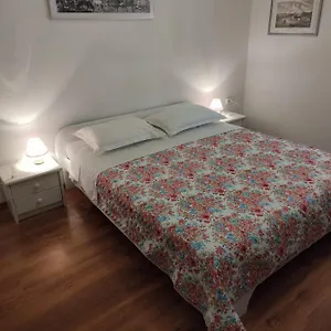 Gostinjska kuća Private Accommodation Raspudic