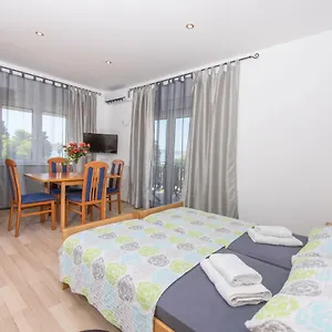 Luxury Ivana Pensjonat Kaštela